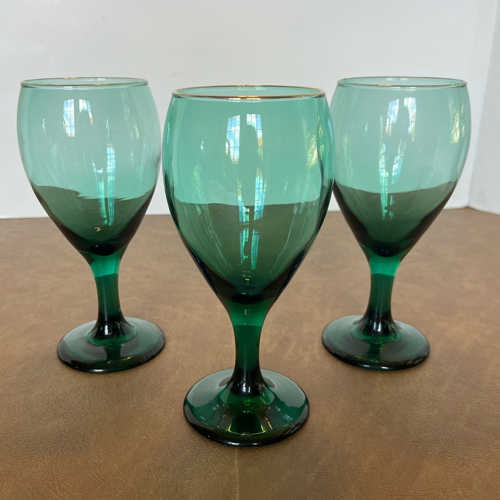 Libbey Juniper Green Tear Drop Wine / Water Glasses Set of Three